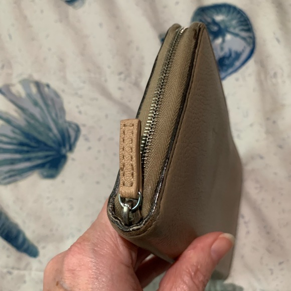 Celine Tan Leather Wallet - Picture 4 of 10